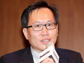 他是蔡英文財經諸葛，被控背棄「不碰政治的婚前承諾」...鄭深池女兒忍無可忍告離婚判決出爐